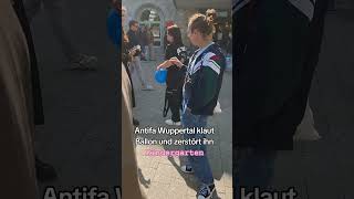 Antifa Wuppertal klaut AfD Ballon und zerstört ihn