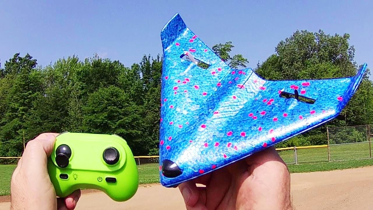 Zhiyang ZY-325 2 Channel Flying Wing RC Airplane Flight Test