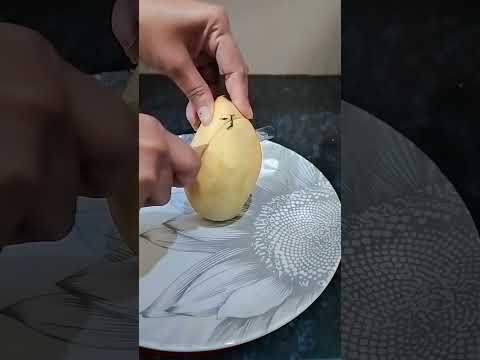 kat - le - aam shuru ho chuka hai 🥭😋🔪 #mango #summer #trending #shorts #youtubeshorts