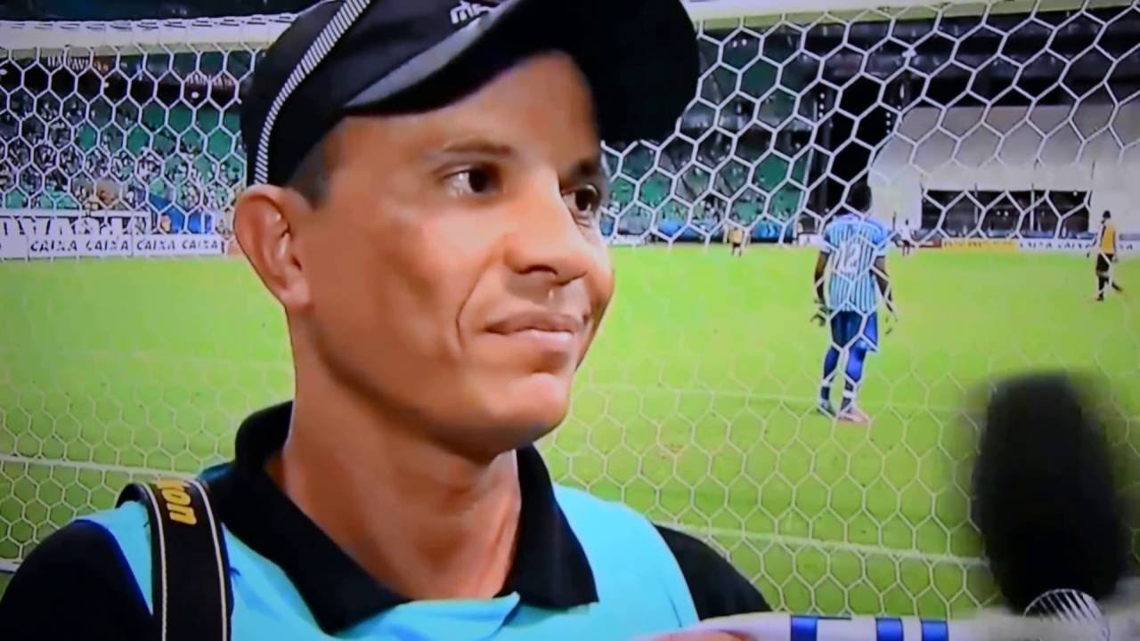 Charles gol aos 50 / Fonte Nova 2007