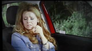 Monkey gives the middle finger (Peter Kay funny clip)