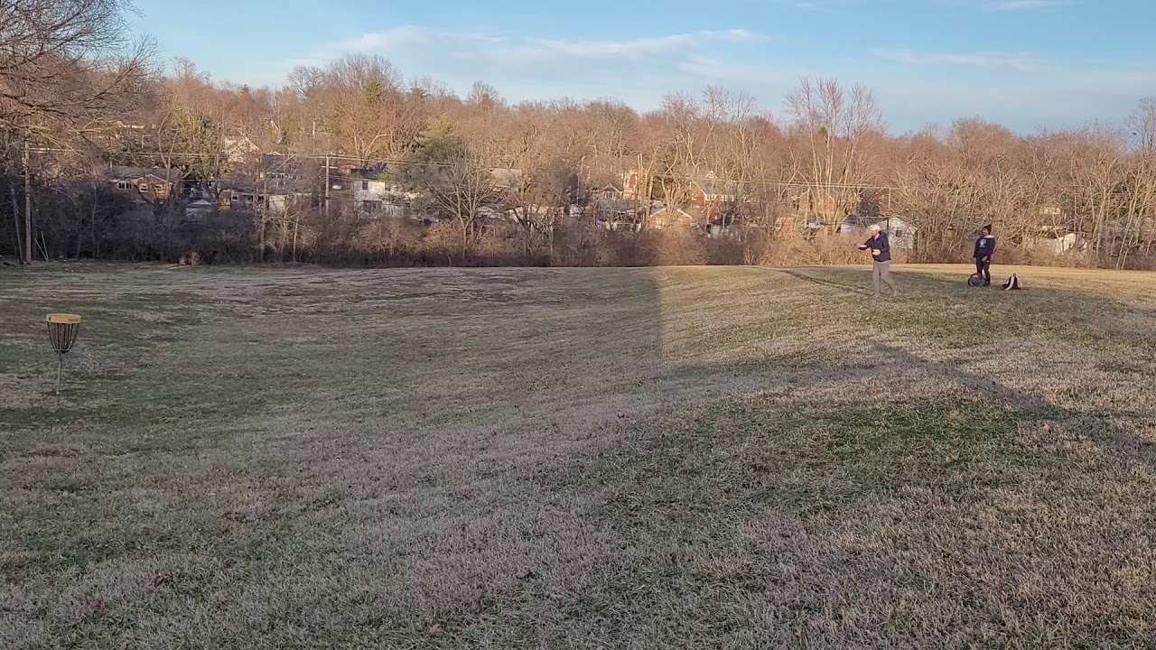 Luke drains step putt at James Lane Allen hole 8B (safari design).