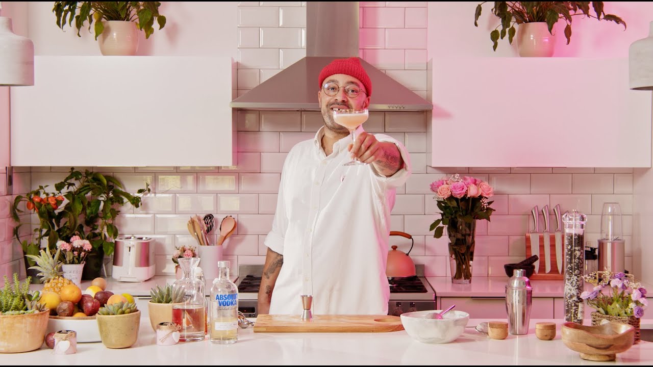 ABSOLUT VODKA presents The Love Bar with Rico Cocktail Recipe 1