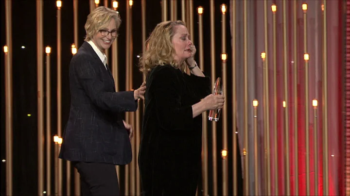 Jane Lynch Presents Cybill Shepherd with The Trevo...