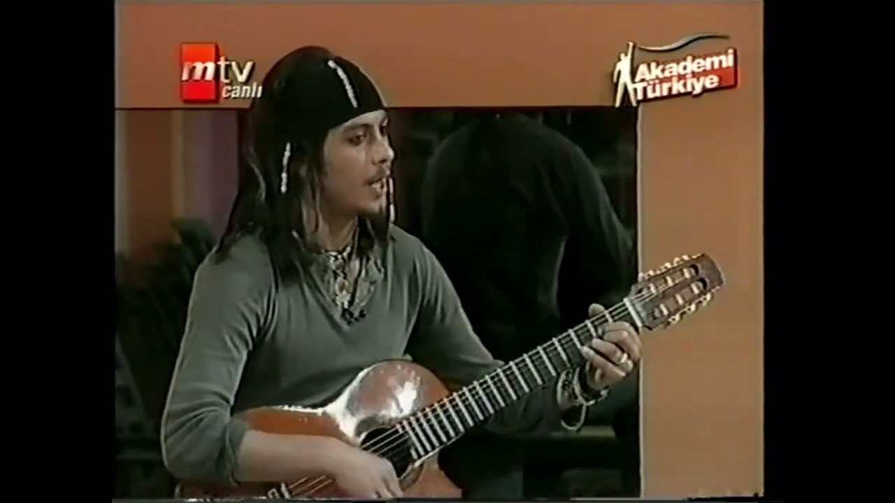 Barış Akarsu - Ev içi görüntüler (Akademi Türkiye)