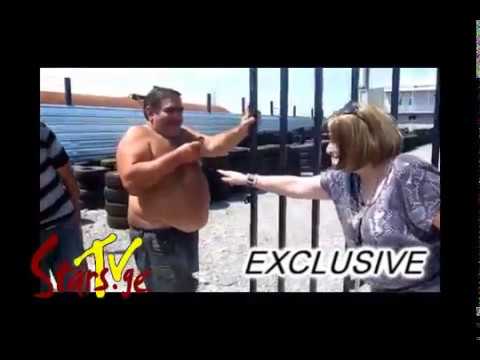 ეთერ კაკულიას უნიკალური ვიდეო (მეორადი საბურავების საბითუმო ბაზრობაზე ბათუმში)