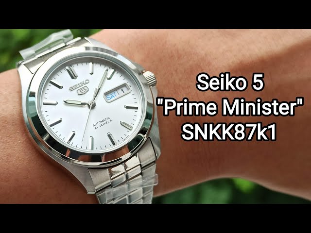 Buy this before it's gone! Singapore PM Lee Hsien Loong's $150