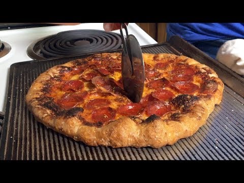 World&rsquo;s Best Paleo Pizza Crust