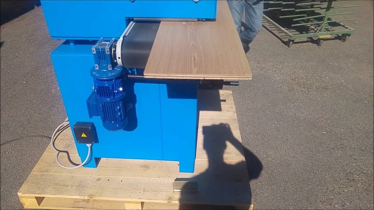 WIREBRUSHING WIDE OAK BOARDS YouTube