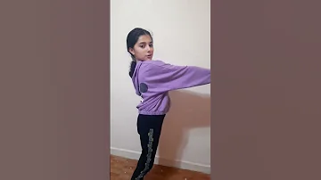 ترند تبديل الملابس 