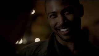 Marcel Is The King, Klaus Bites Marcels Friend - The Originals 1X01 Scene
