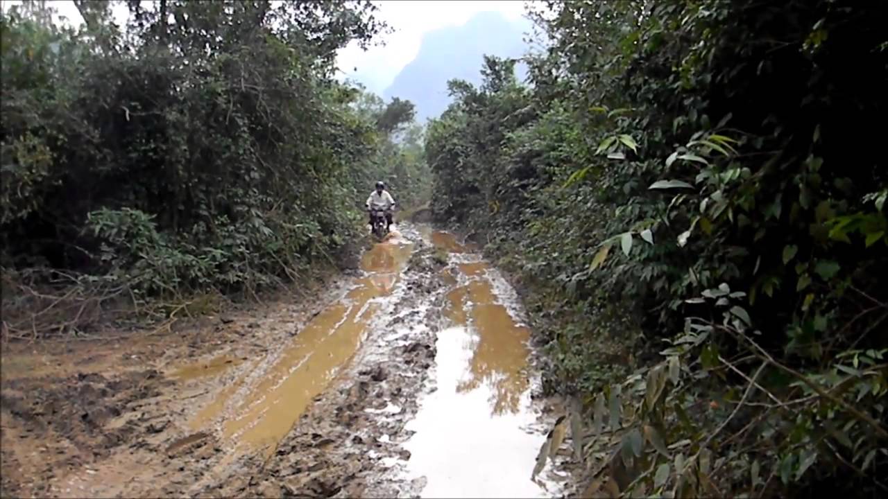 Bean're rides through a mud hole in Vietnam