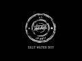 Lirik Weekend Roll - Salt Water Boy