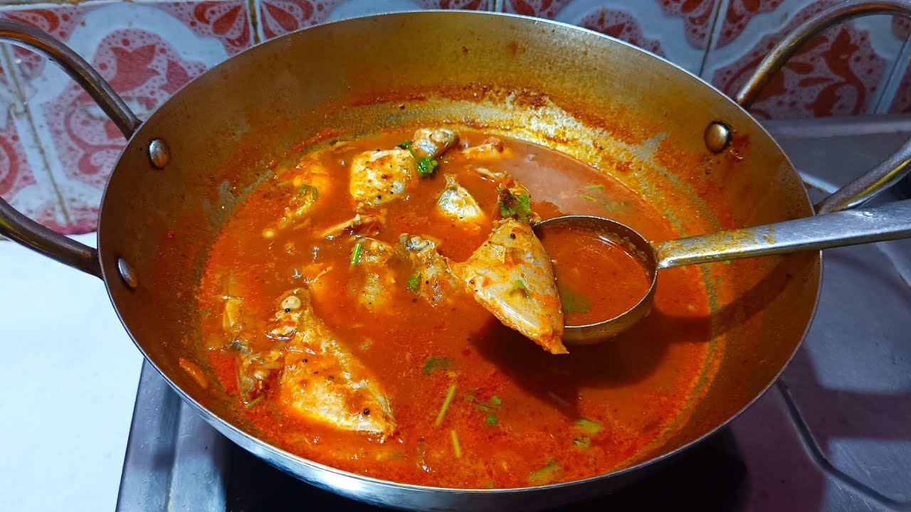 காரப்பொடி மீன் குழம்பு செய்வது எப்படி | Karapodi Meen Kulambu in Tamil | Meen Kulambu Recipe