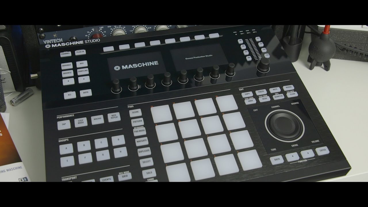 Maschine Studio Black - YouTube