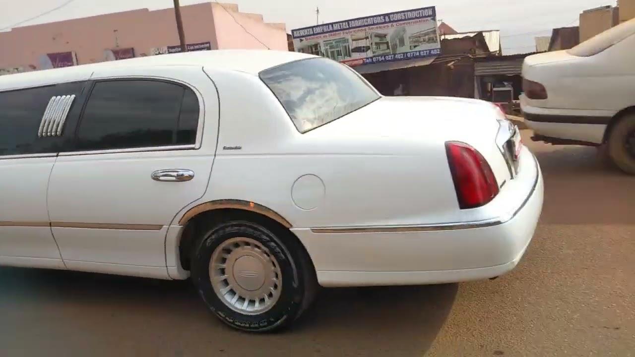 Wedding car hire Limousine@Mesh Executive Services