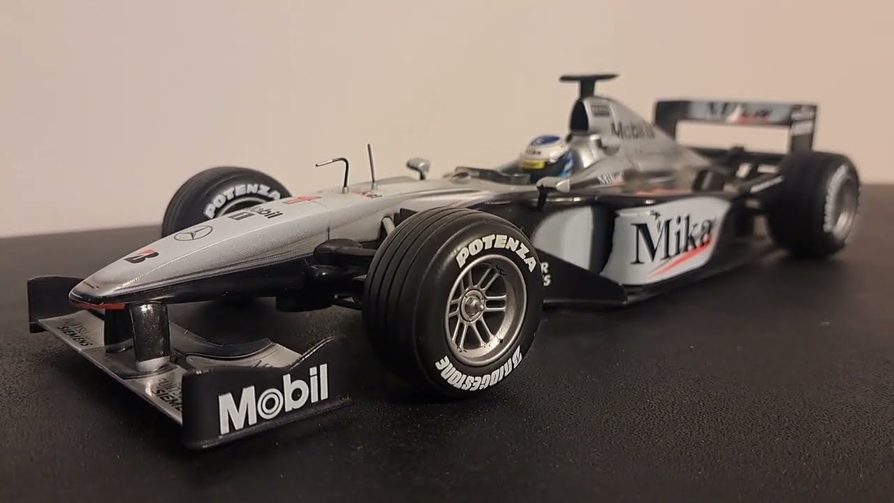 Hot Wheels Formula One 2000 McLaren MP4-15 driven by two-time F1