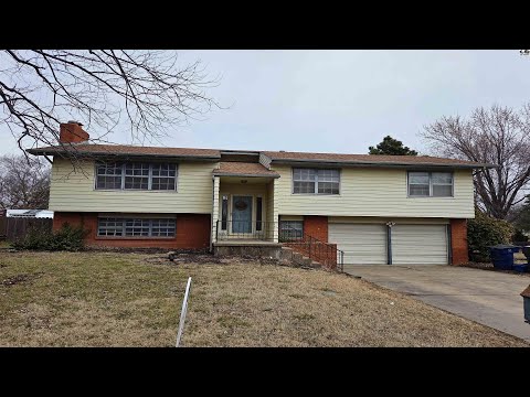 916 W 10th St, Newton, KS home video tour