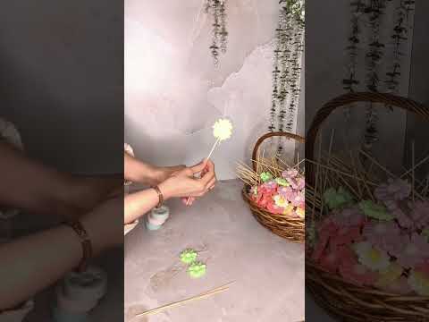 شمع گل بابونه دونه ۲۵ تومان شمع Funny باکس ترند گیفت طنز هدیه کادو Memes Comedy 