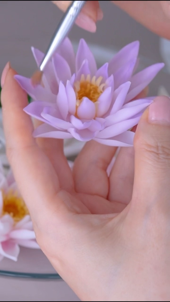 DIY Clay Water Lily 樹脂粘土で作る姫睡蓮の花 #handmade #flowers