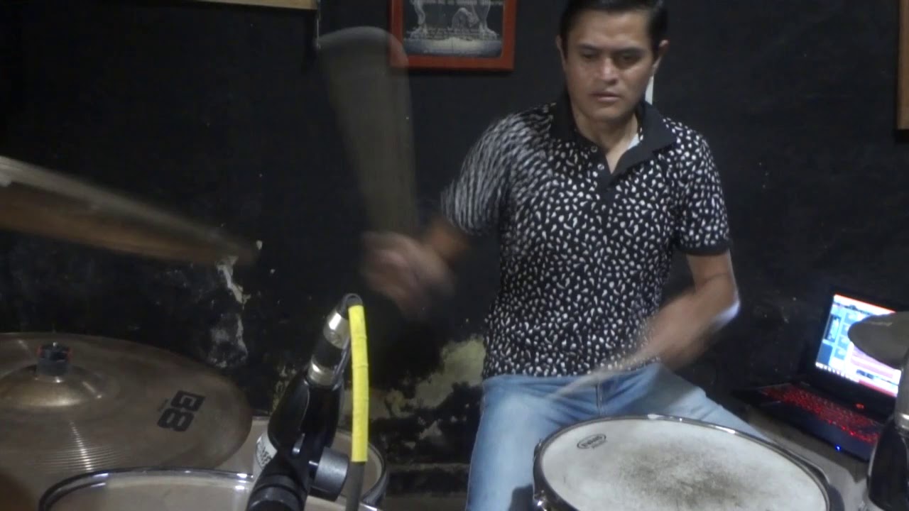 Alex Bataco ALEX BATACO COVER ¡HEROES DEL SILENCIO! IBERIA SUMERGIDA - YouTube