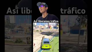 Así se libera algo de tráfico. #GTAVOnline #Humor