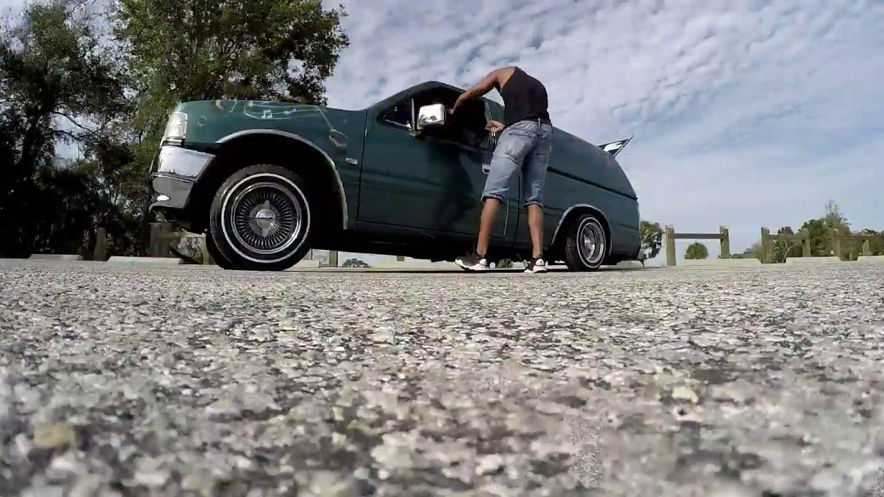 ハイドロ一式　lowrider truckin My 1992 isuzu lowrider!! full walk around 12 15's (mini trucking