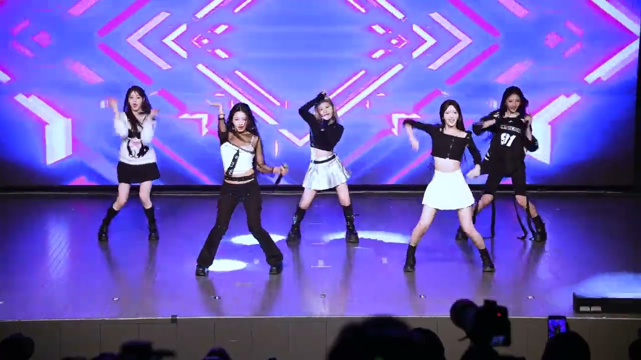 [8K] 260302 에스투잇 Full Ver. 직캠 @한류문화공동체 신촌 케이팝 페스티벌