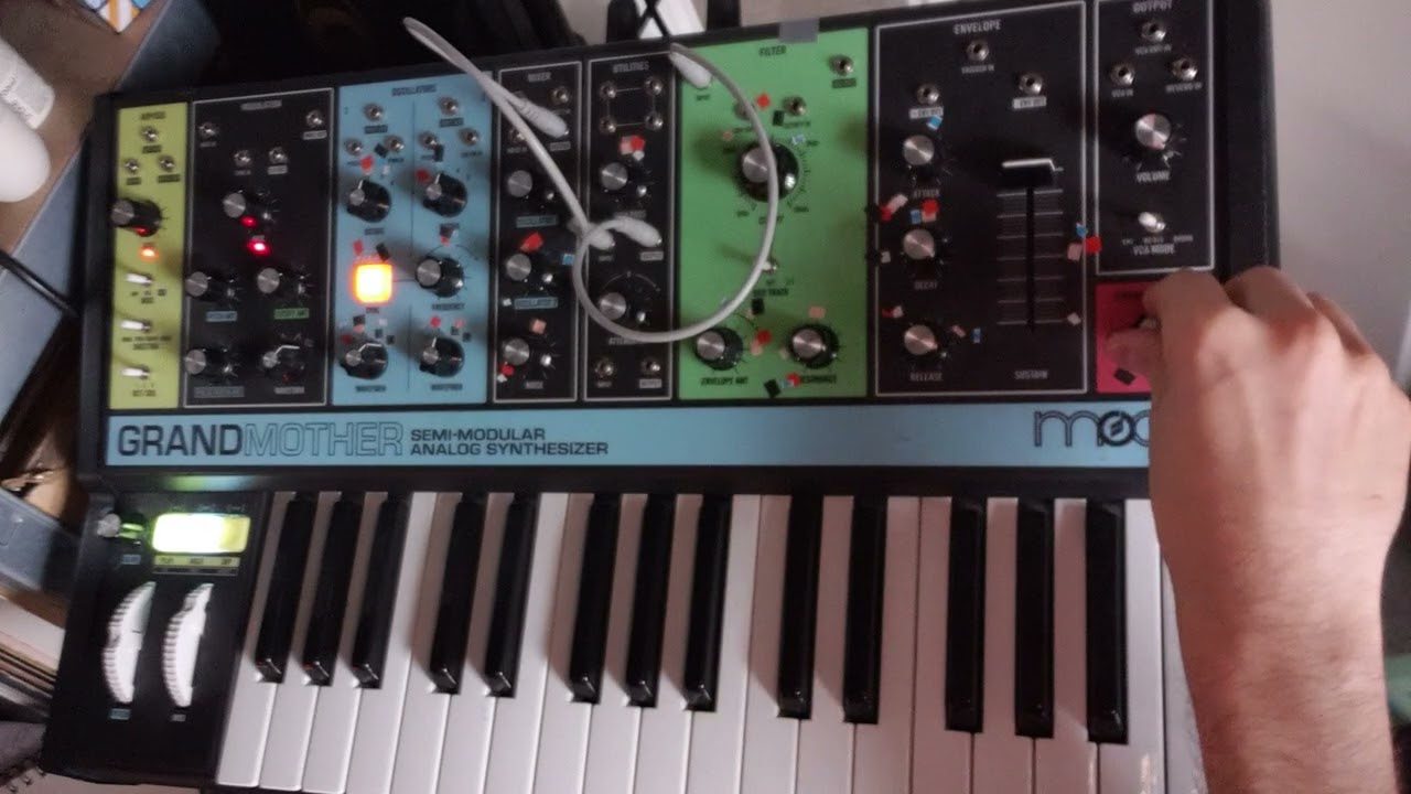 Moog Grandmother - tweaking sounds