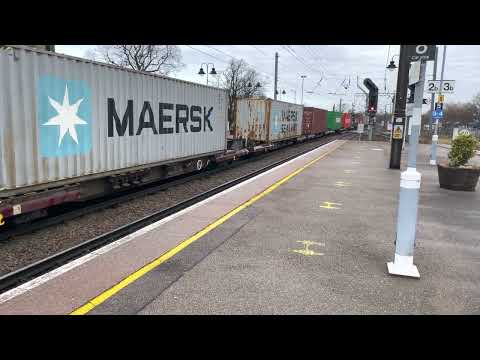 66077 Passing 170103 at Ely