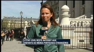 Les enfants nés de mères porteuses non reconnus