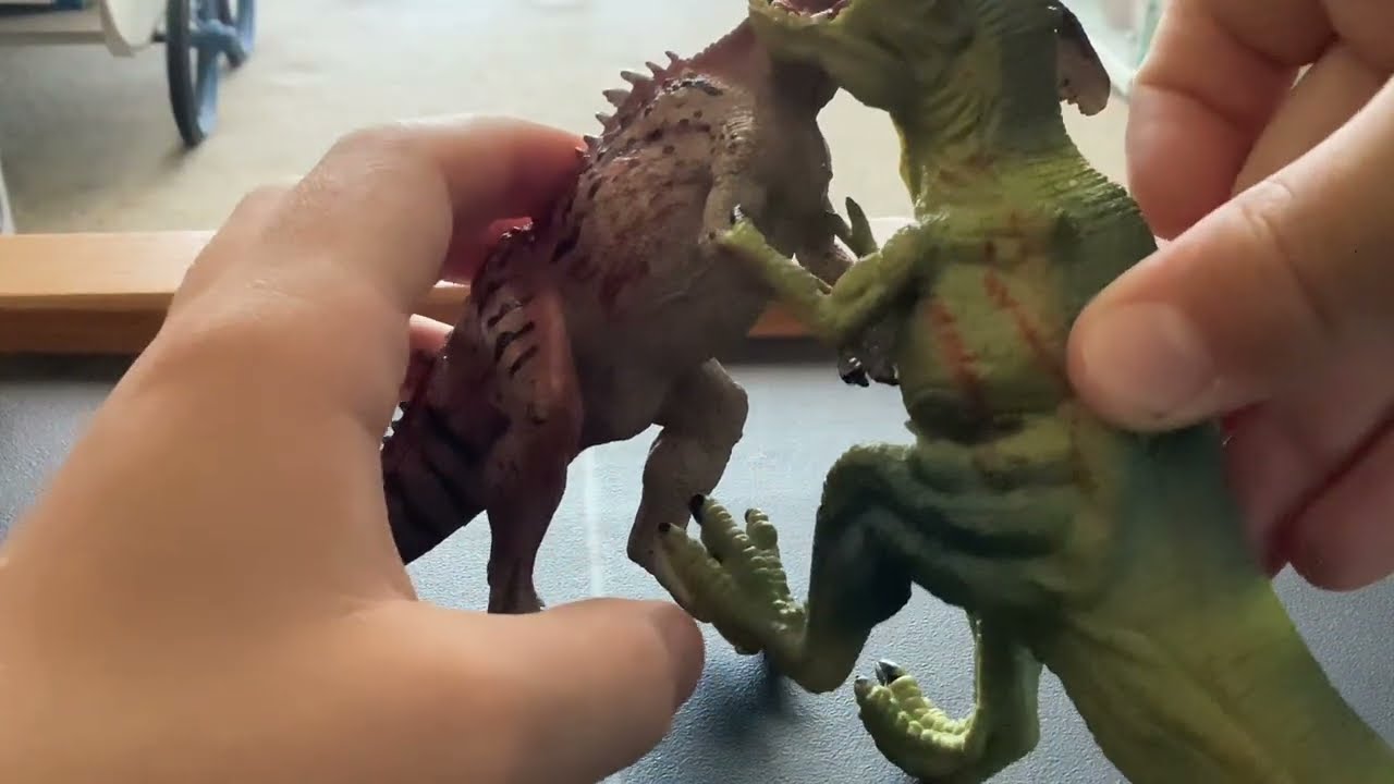 Cryolophosaurus vs T-Rex DG7