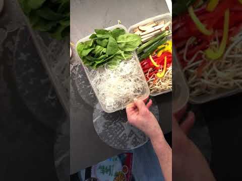 HOW TO: Vietnamese Summer Rolls