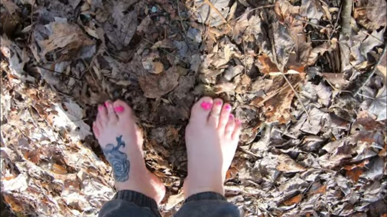Barefoot Hiking | Winter Hiking | Mystery Trail:)