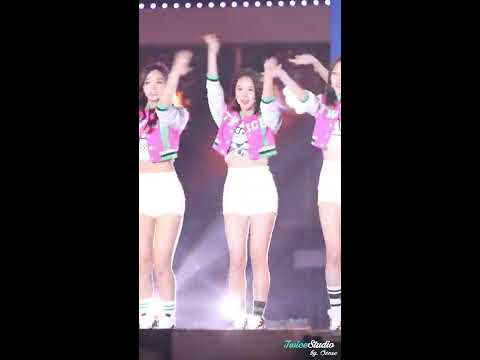 [직캠/FANCAM] DMC 페스티벌 2016 개막 공연 채영(트와이스)