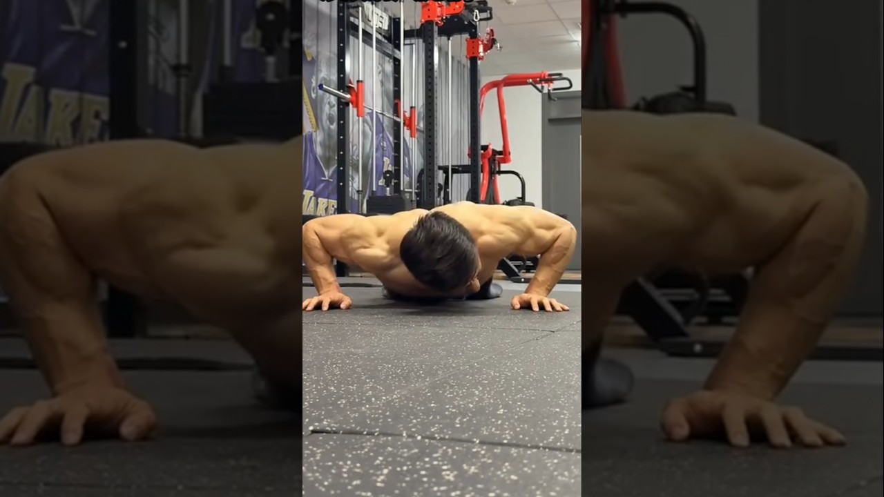 When exercising, you must wear a wristguard to protect your wrists.Safetyalways comes first! 