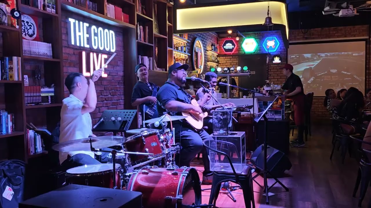 คู่กัด (Koo Gud) by Bird Thongchai (Thai)