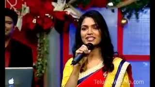 Aha Anandhame Maha Santhoshame Yesu Putte ilalo || Sharon Sisters || Telugu Christian Songs 2014 ||