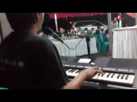 COVER Bento (Iwan Fals)