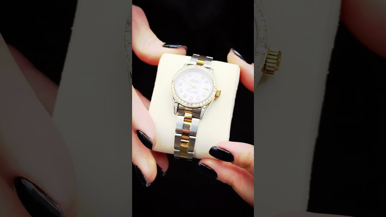 Shop now on ItsHot.com ✨