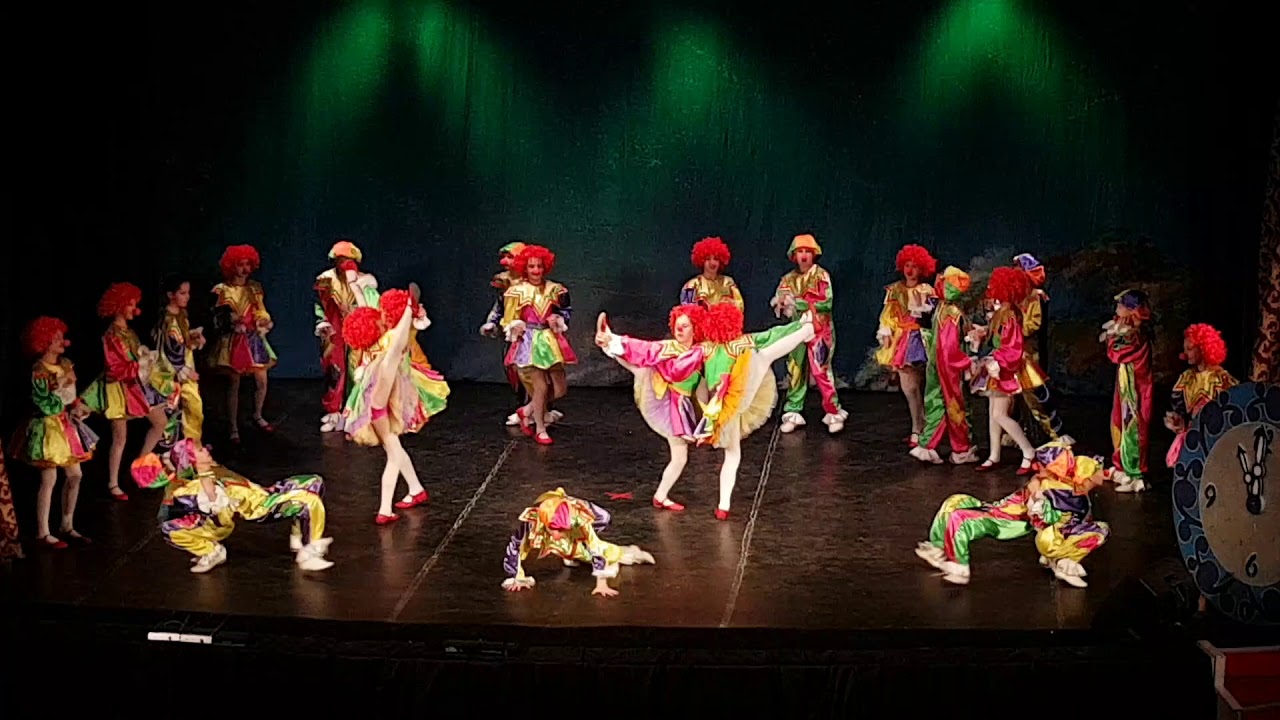 ДЮХС Дитячо-юнацька хореографічна студія Коломійця «Щасливе дитинство» 