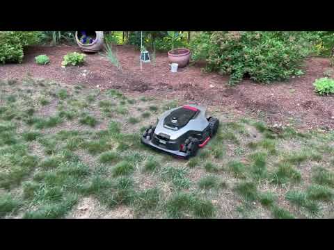 Dreame A3 AWD Pro robot lawn mower