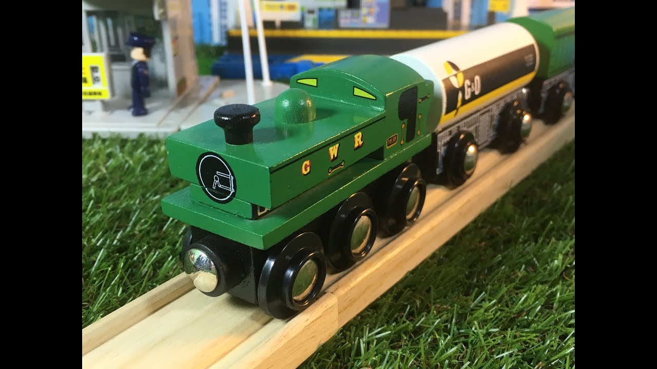 Bigjigs Rail BJT437 Heritage Collection Kent and East Sussex G.W.R in motion (000060) - YouTube