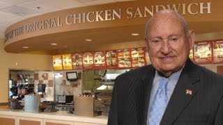 Chick-fil-A founder created the fast food chicken sandwich Net Worth