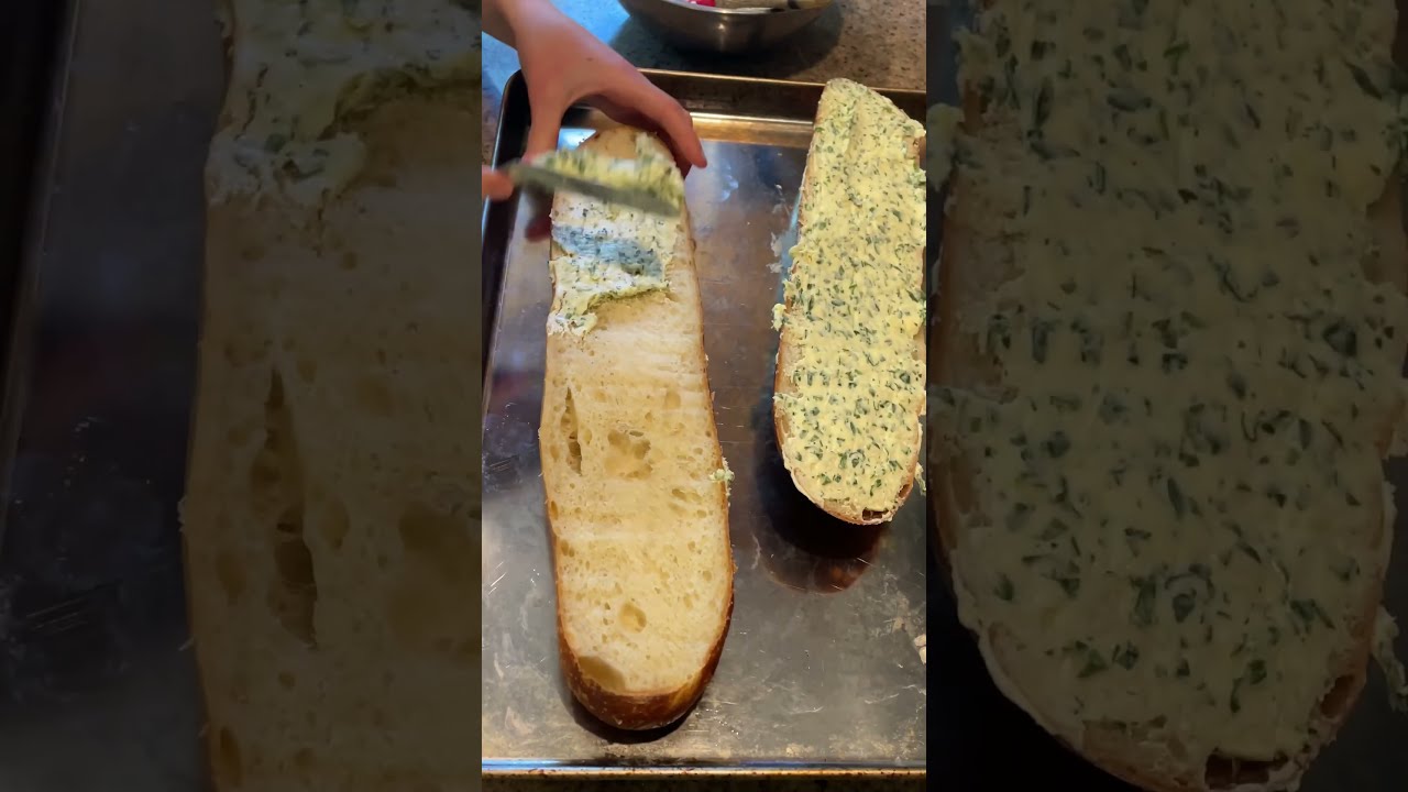 The Best Garlic Bread Shorts Cooking Easy