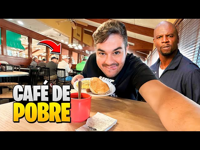 ABSURDO O CAFÉ DA MANHÃ DE DOMINGOS NOS ESTADOS UNIDOS