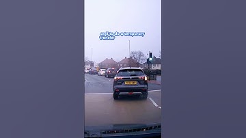 Dashcam merge in turn merging lanes going wrong #dashcam #mergeinturn #merging #driving