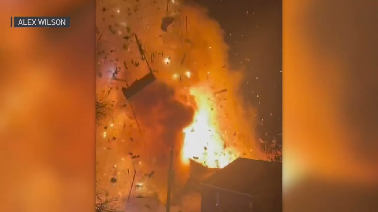 House explodes in Arlington, Virginia as police serve search warrant