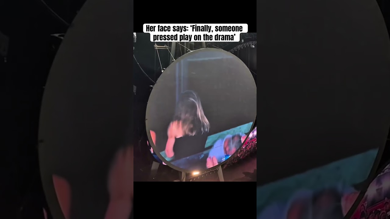 Her face says: ‘Finally, someone pressed play on the drama’ 😅