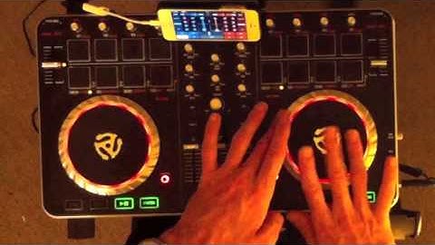 Jog crab scratch on Numark mixtrack pro 2